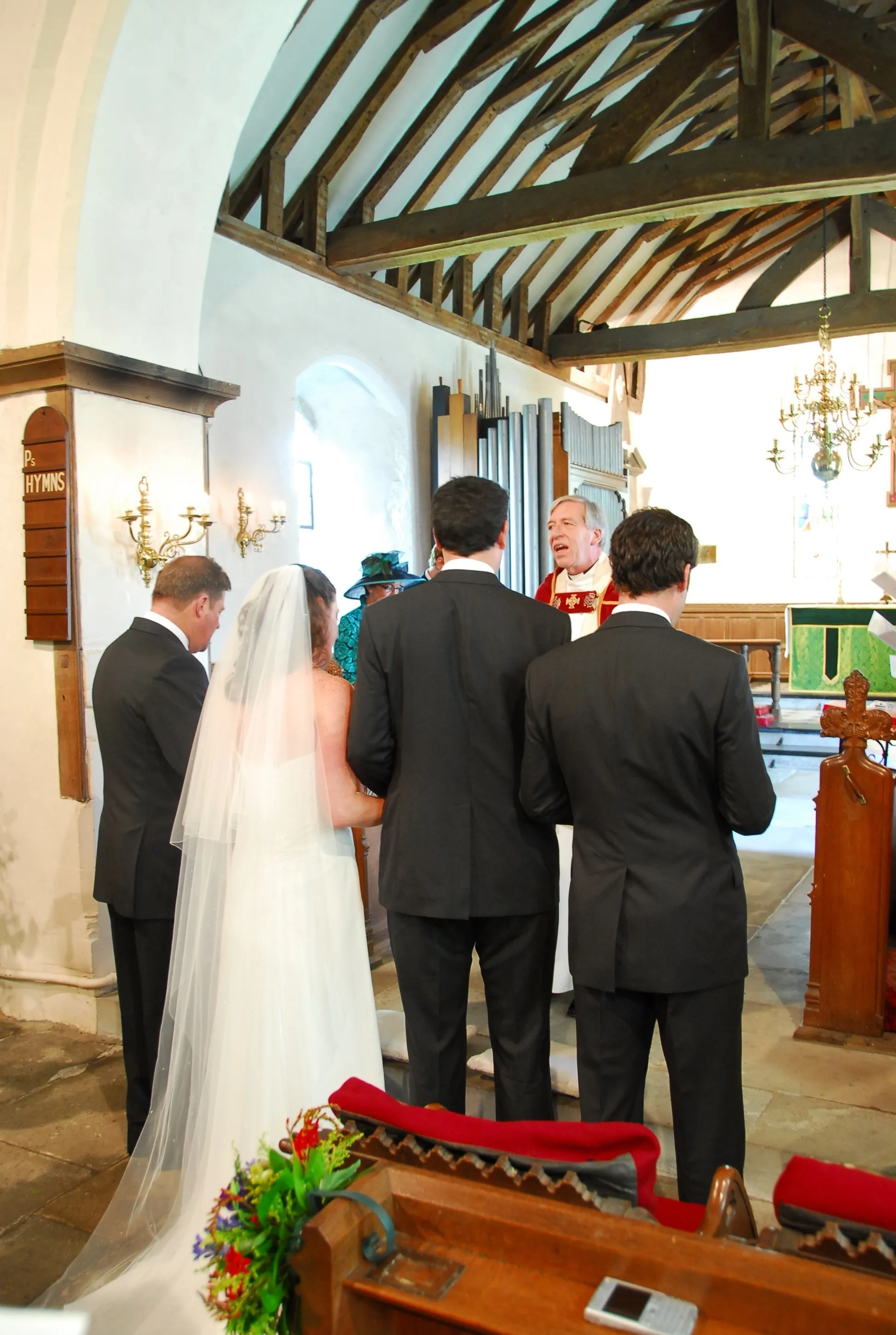Si and Caz get Married — 8